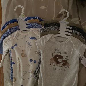 Carter’s BodySuits size: 3m